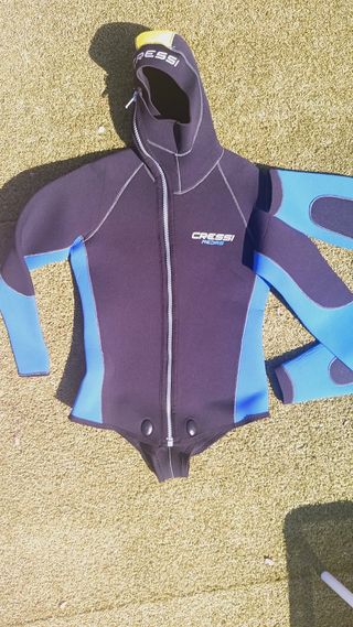 Traje buceo Cressi 5mm, Talla 6 - XXL. Leer. 