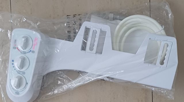 Ducha Bidet WC Agua Caliente SIN ESTRENAR BisBro