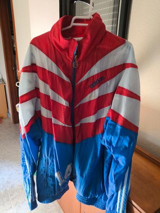 Chaqueta Adidas vintage roja y azul - M