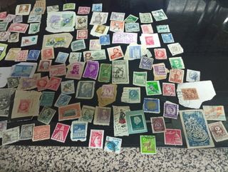 8000 Sellos antiguos España y extranjeros