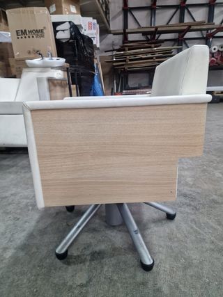 Sillón giratorio blanco - piel sintética