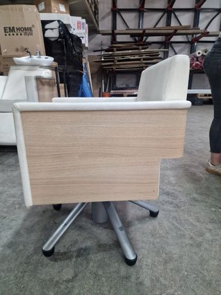 Sillón giratorio blanco - piel sintética