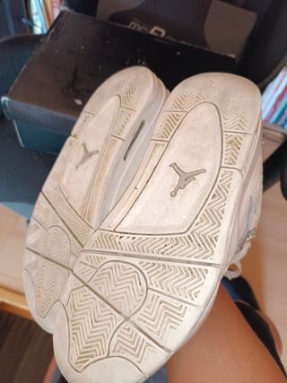 Zapatillas Jordan 4 blancas talla 40