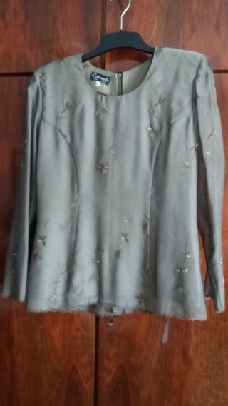Conjunto falda y blusa verde oliva T42-44