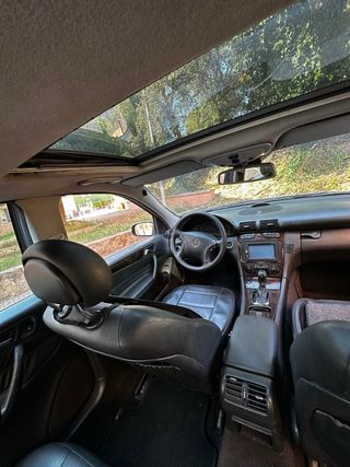 Mercedes-Benz Clase C 2004