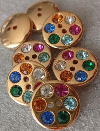 Lote 5 botones- varios modelos