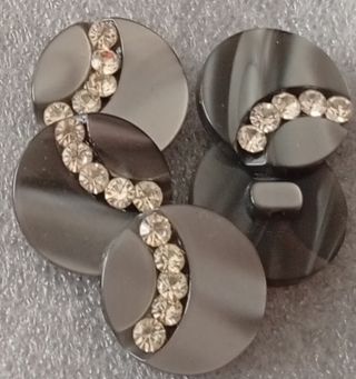 Lote 5 botones- varios modelos