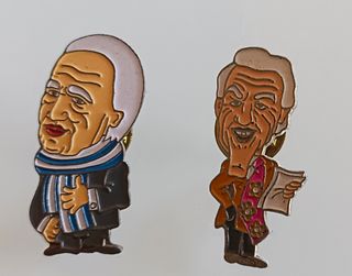 LOTE Pins de TV 'Al ataque!'