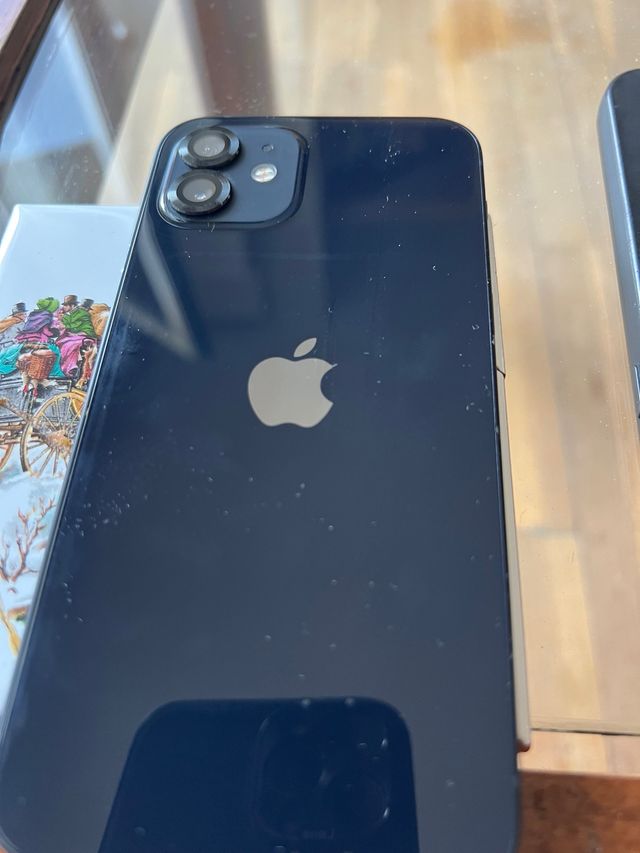 iPhone 12 negro 64GB