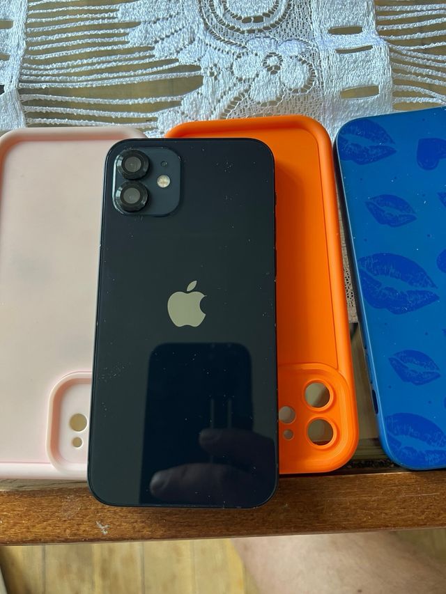 iPhone 12 negro 64GB