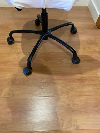 Silla escritorio blanca 