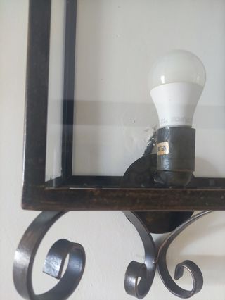 Faroles de forja: Gris plomo y marrón metálico