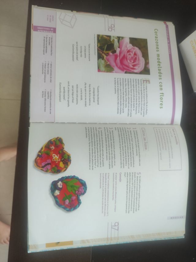 EL GRAN LIBRO DE LAS MANUALIDADES INFANTILES (S...