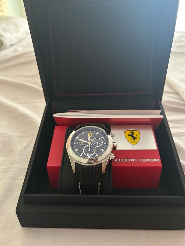 Reloj Scuderia Ferrari 5050C