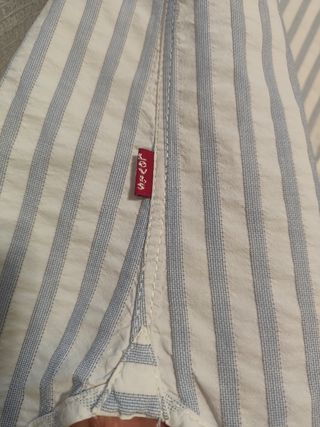 Camicia Levi's a righe bianche e azzurre