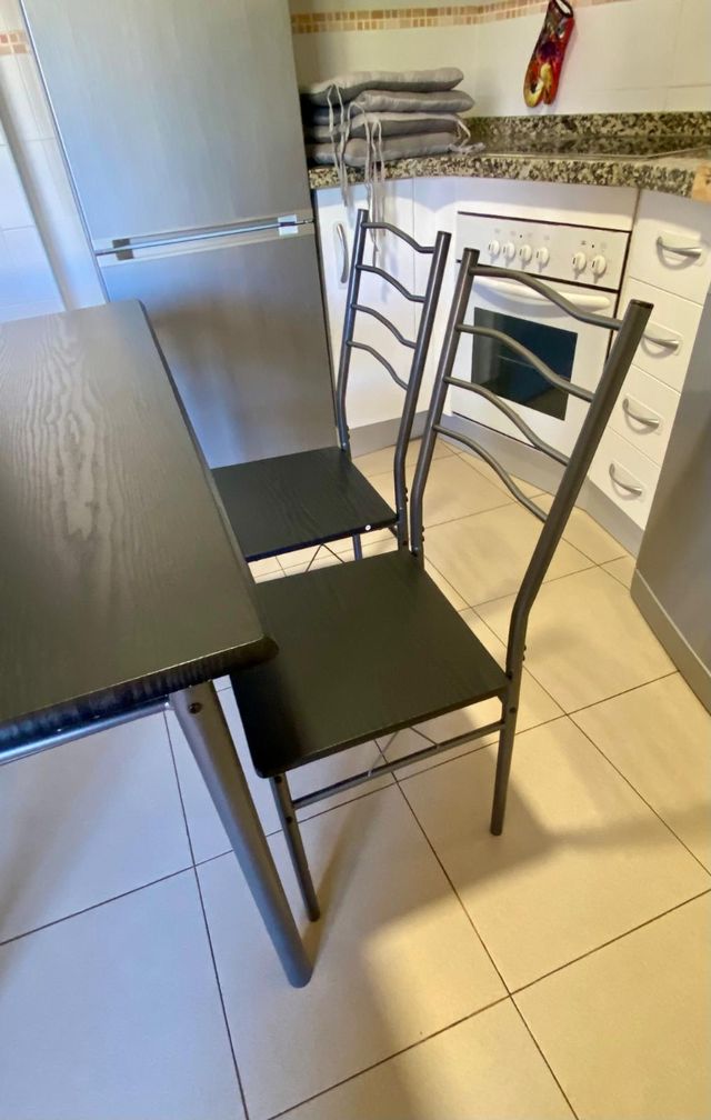 Mesa Comedor 4 Sillas Negra