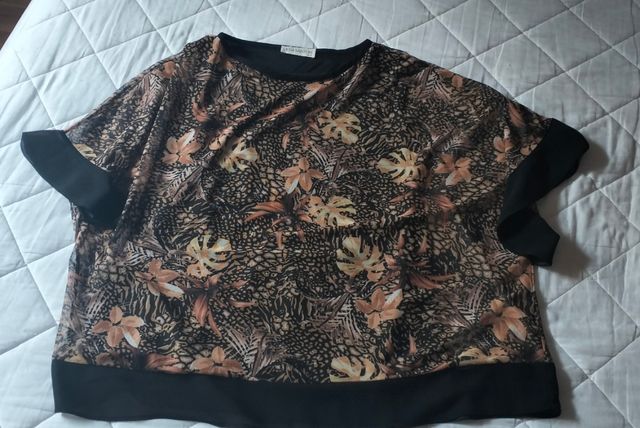 Blusa estampada marrón y negra