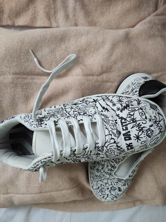 Zapatillas LFT blancas