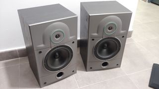 Altavoces Energy 2.1e (pareja)