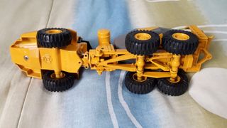 Camión hormigonera Volvo BM - Joal