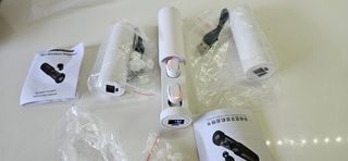 Auriculares Bluetooth blancos 3×9.99€