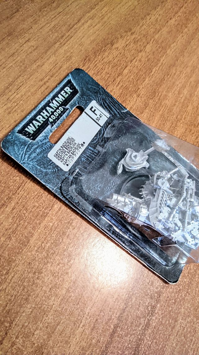 Kaptin Badrukk Kapitan Orkos Orks Warhammer 40000