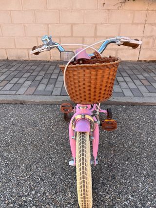 Bicicleta niña 14" rosa
Usada 2 veces.
