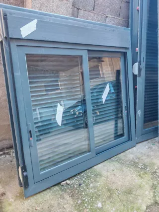 3 Ventanas antracita 138x135