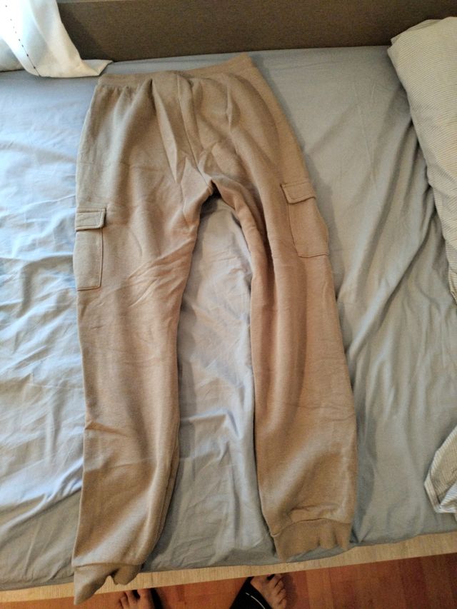 Pantalones Supply & Demand beige