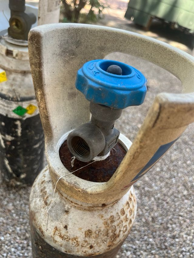 Botellas Oxígeno Medicinal y oxigeno comprimido