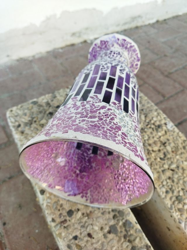 Vaso mosaico viola e argento