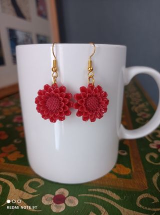 Pendientes flor granate