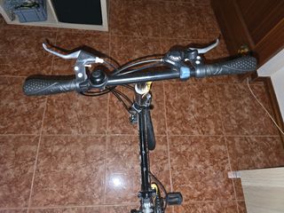 Bicicleta plegable 16" negra
