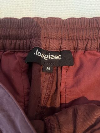 Pantalones Desigual marrón granatoso, estilo boho