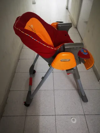 Trona bebé Jané - Roja y Naranja