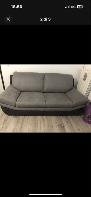 Divano 2 posti grigio e nero