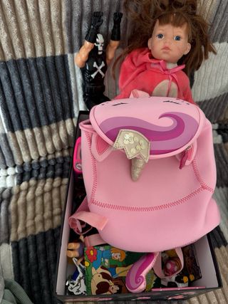 Juguetes niños/niñas: Muñeca, figura acción