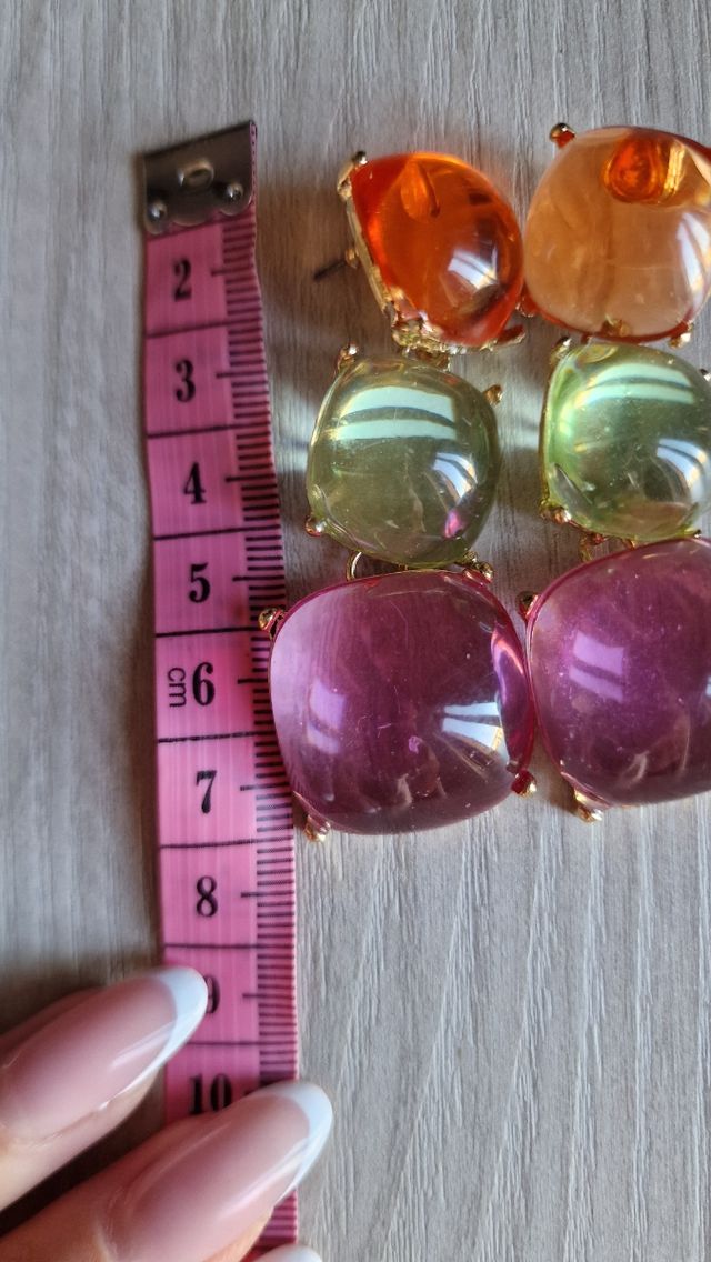 Orecchini Zara resina colorata