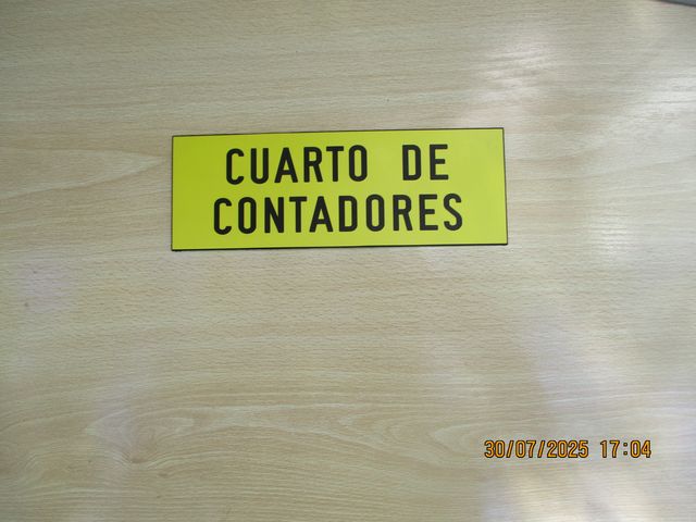 RÓTULO BAQUELITA DE 200x70mm, CUARTO DE CONTADORES