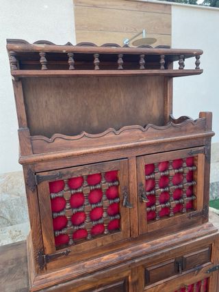 Aparador antiguo rústico de madera para restaurar
