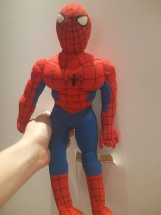 Muñeco Spiderman y monedero