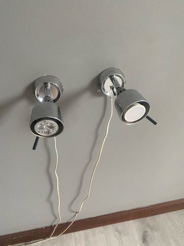 2 Apliques metálicos plata