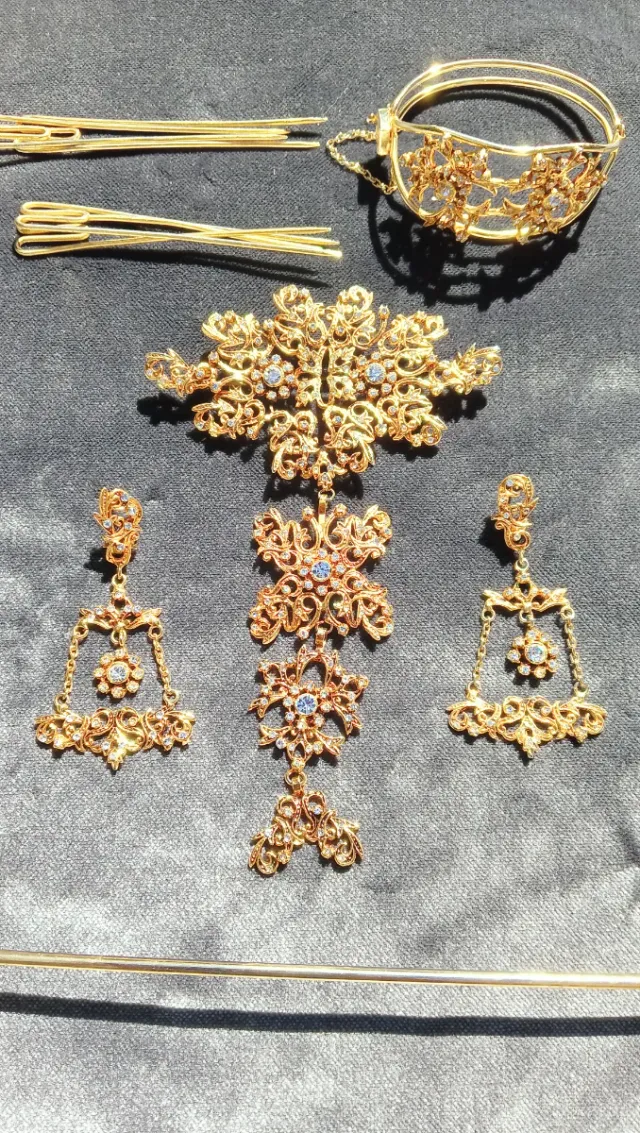 Aderezo Fallera: Oro y brillantes