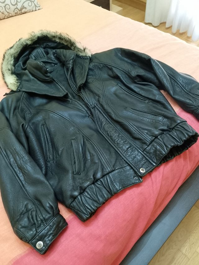 Exclusiva cazadora de cuero vintage  Talla M-L