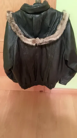 Exclusiva cazadora de cuero vintage  Talla L