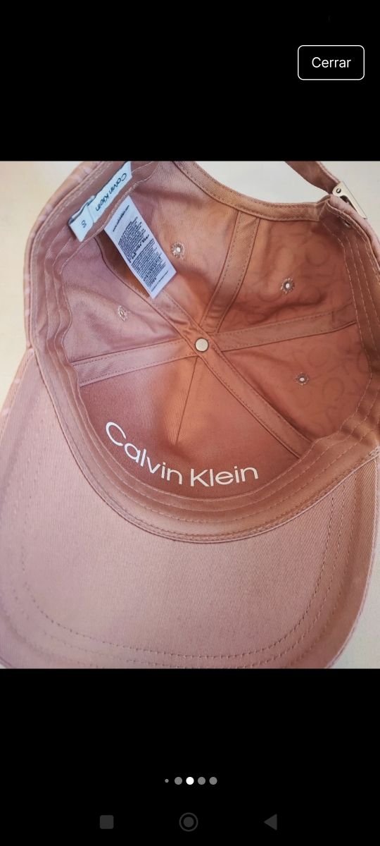 Gorra Calvin Klein rosa