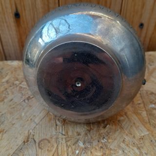 Brocca vintage in metallo