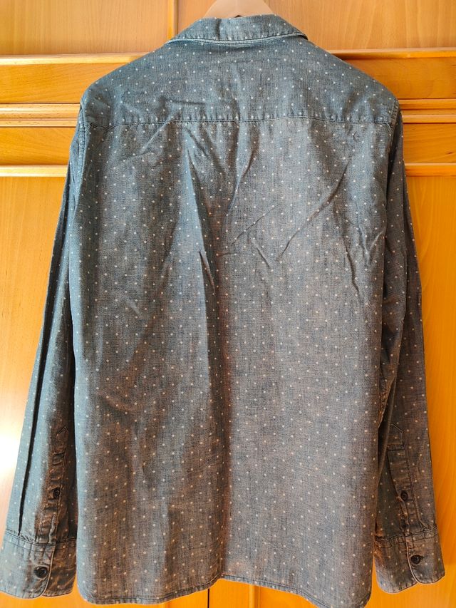 Camisa Pull&Bear azul de bolinhas - L