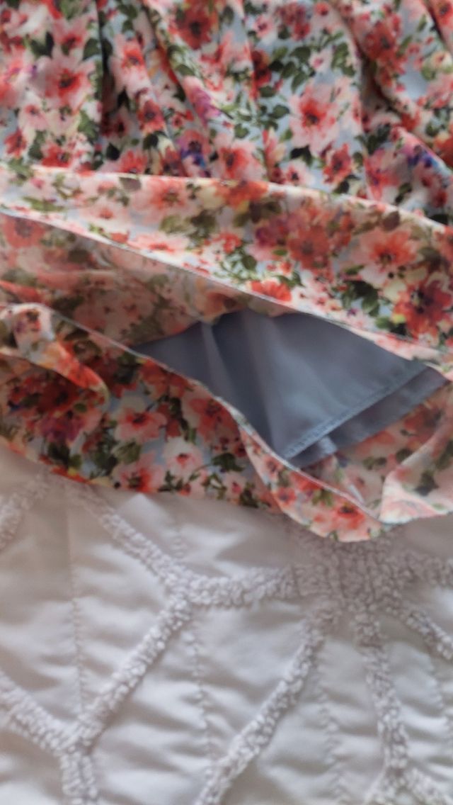 Vestido floral  y rosa