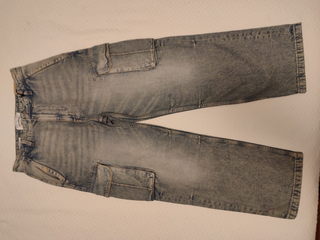 Vaqueros cargo Pull&Bear azules